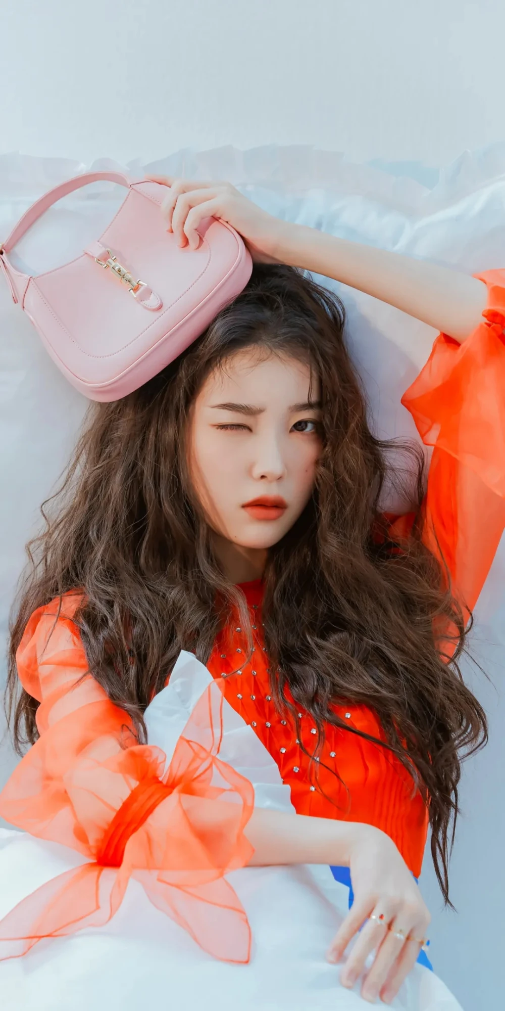 iu 李知恩